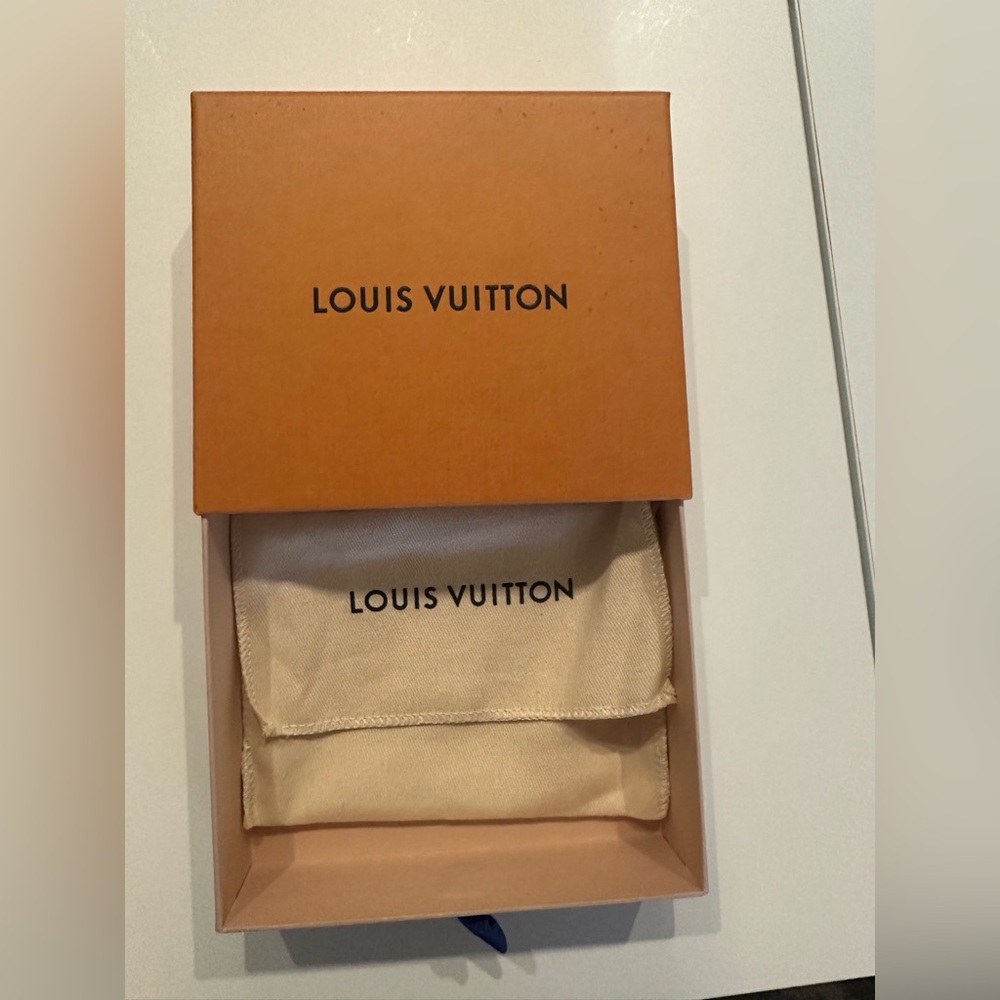 Louis Vuitton wallet gift box and dust bag